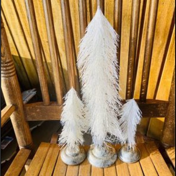 Snowbrush Pine Trees Set of 3 - Picture 8 of 10